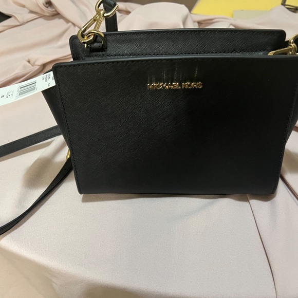 Michael Kors Purse - Picture 3 of 5